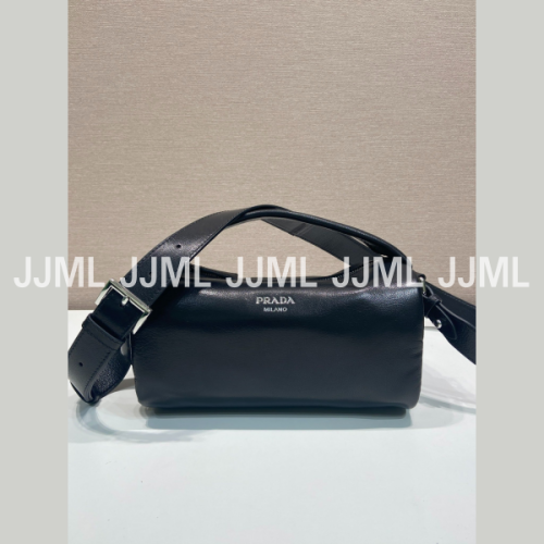 프라다 나파 가죽 숄더백 블랙 2VH188