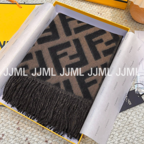 펜디 로고 패턴 머플러 블랙