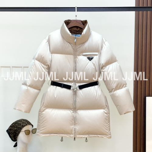 프라다 벨트 미들 패딩 아이보리