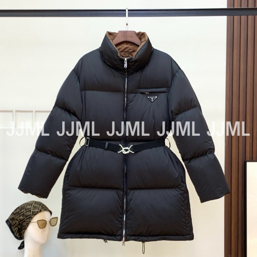 프라다 벨트 미들 패딩 블랙