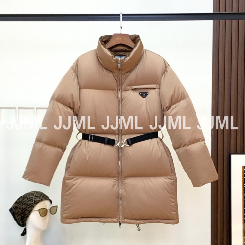 프라다 벨트 미들 패딩 브라운