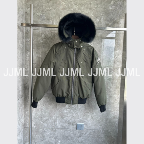 무스너클 발리스틱 봄버 패딩 카키