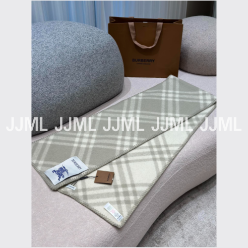 버버리 울 머플러 그레이