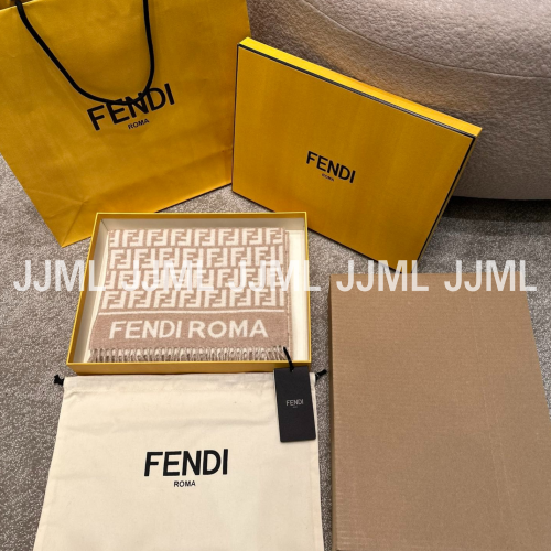 펜디 로마 머플러 베이지