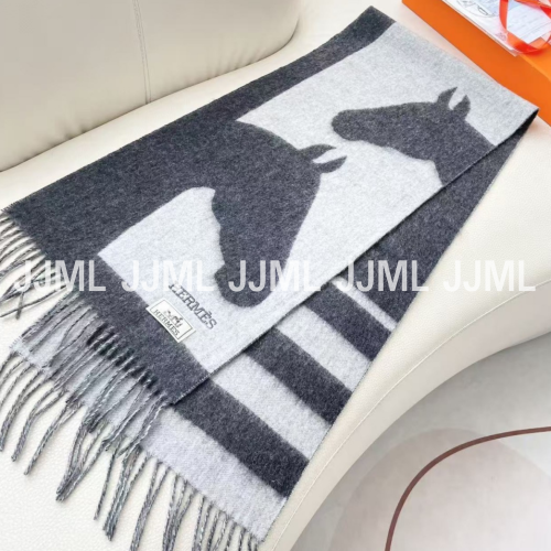 에르메스 카사크 러브스토리 머플러 그레이앤챠콜