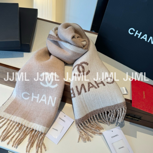 샤넬 로고 라인 머플러 베이지