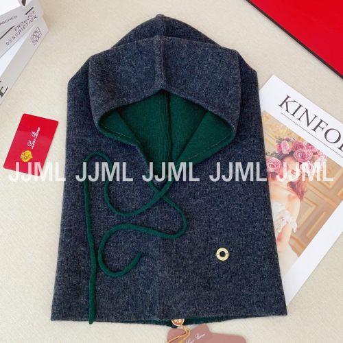 로로피아나 바라클라바 챠콜