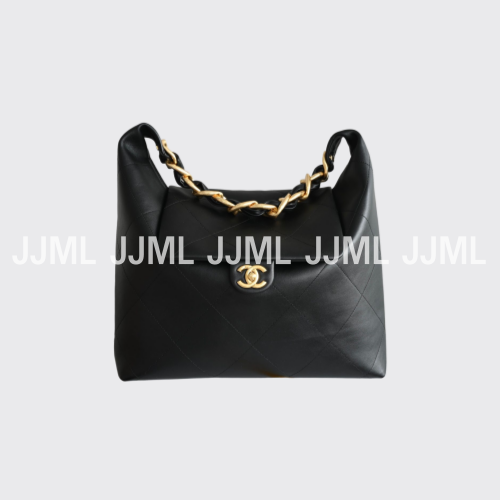 샤넬 맥시호보백 유광 카프스킨 골드메탈