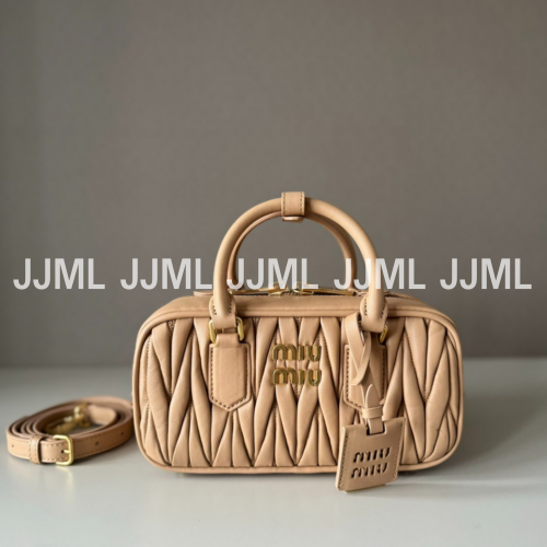 미우미우 5BB142 베이지