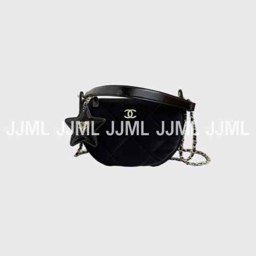 샤넬 코코네쥬 컬렉션 벨벳 미니 핸드백