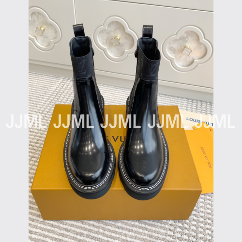 루이비통 보부르 첼시 부츠 글로시블랙