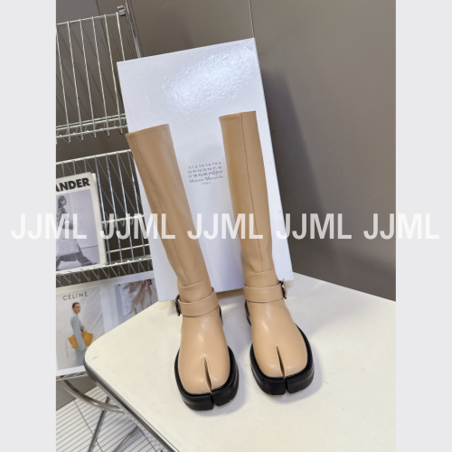 MM6 메종마르지엘라 타비 버클 롱부츠 베이지