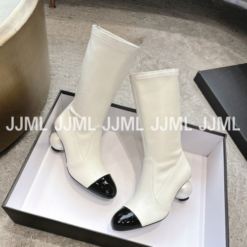 샤넬 하이부츠 진주굽 화이트