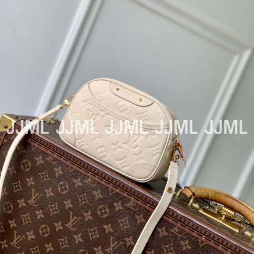 루이비통 타이니 카메라백 아이보리 M26509