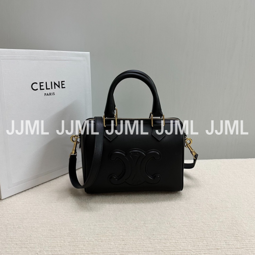 셀린느 퀴르 트리옹프 스몰 보스턴 백 블랙