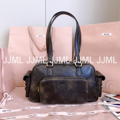 미우미우 나파 가죽 포켓 탑 핸들백 커피 5BB179