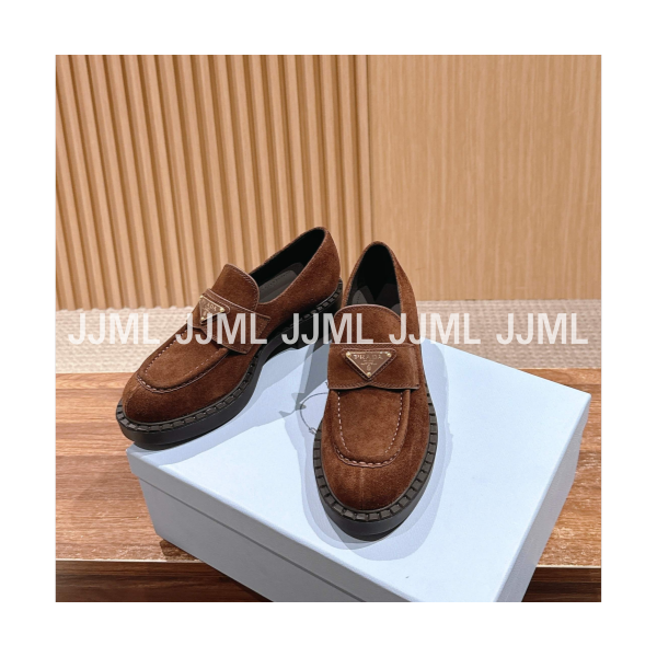 프라다 초콜릿 스웨이드 로퍼 코코아 브라운