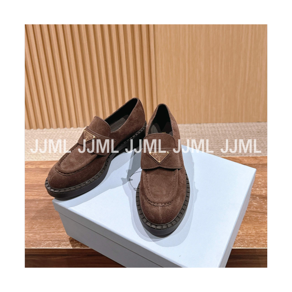 프라다 초콜릿 스웨이드 로퍼 다크 브라운