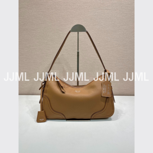 프라다 에메 라지 가죽 숄더백 캬라멜 1BBC280