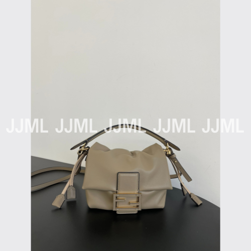 펜디 맘마백 바게트 그레이