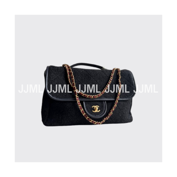 샤넬 핸들 맥시 울 플랩백