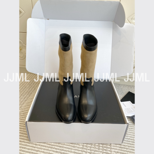 샤넬 스웨이드 부츠 베이지