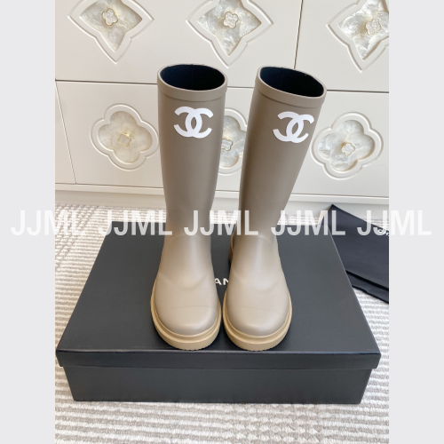 샤넬 CC 로고 레인부츠 그레이