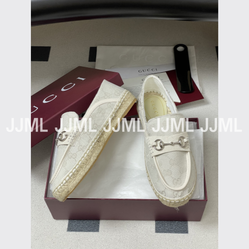 구찌 홀스빗 에스파드리유 로퍼 화이트