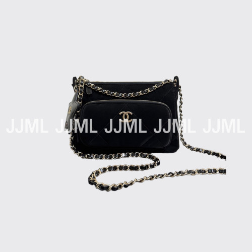 샤넬 벨벳 체인 포켓 미니백 블랙