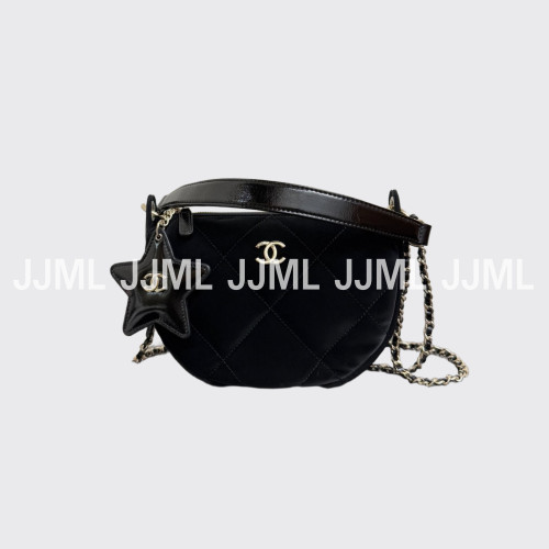 샤넬 벨벳 체인 라운드 미니백 블랙