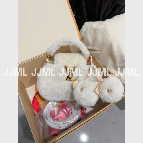 루이비통 카푸스노우 스키 컬렉션 핸드백