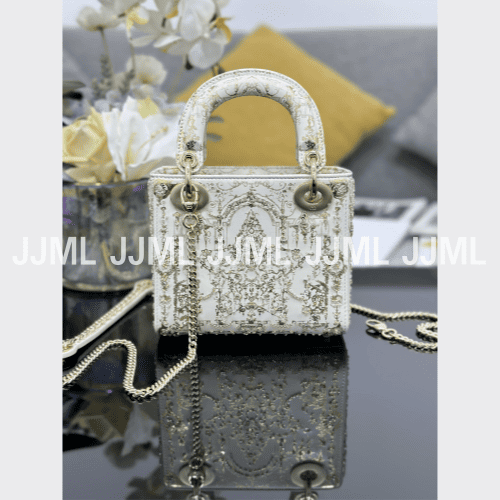 디올 레이디 디올백 라떼 스텔라 프린트 비즈스톤