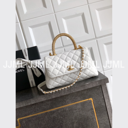 샤넬 25A 코코핸들백 23 화이트