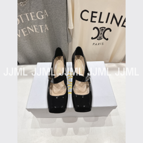 디올 돌 메리제인 펌프스 블랙