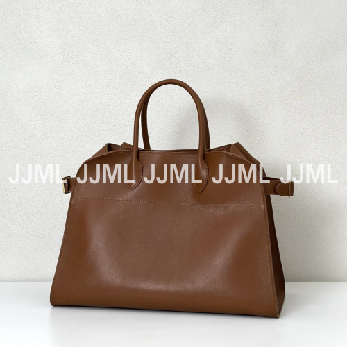 더로우 소프트마고 15 가죽백 퀴르