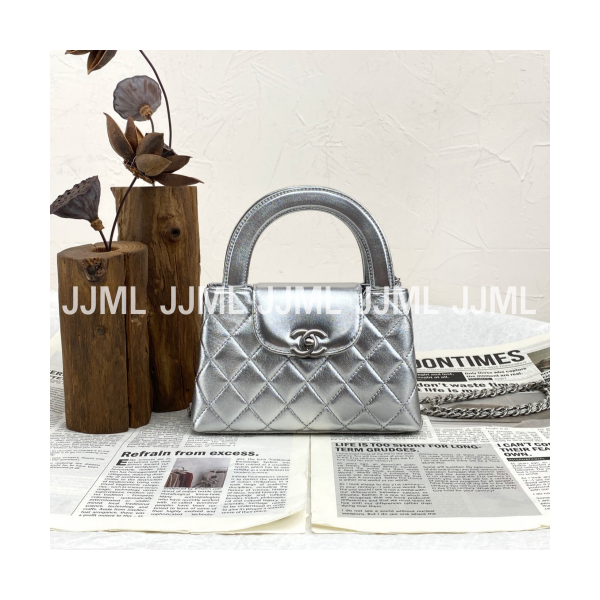 샤넬 25A Kelly nano 메탈릭 실버