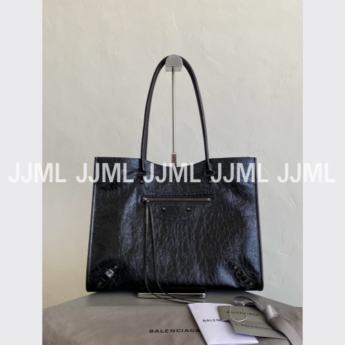 발렌시아가 르시티백 블랙