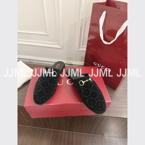 구찌 GG 임벨리시드 벨벳뮬 블랙