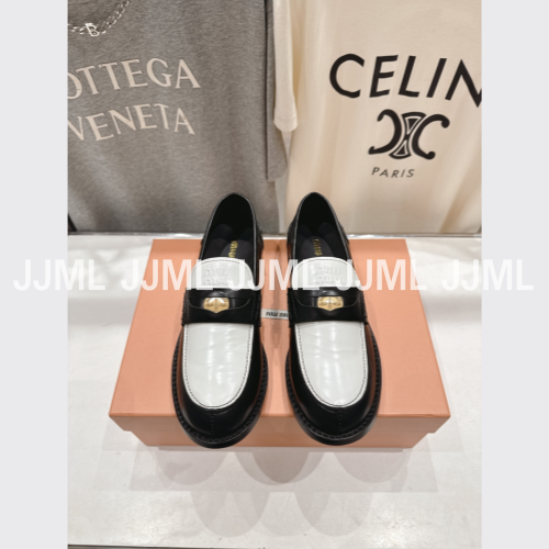 미우미우 페니 로퍼 레더 투톤 블랙&화이트