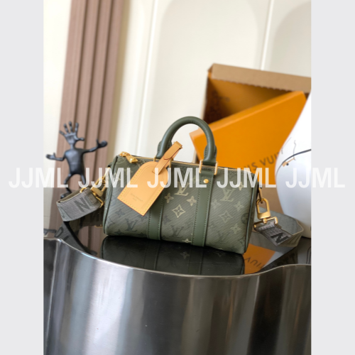 루이비통 키폴 반둘리에 25 모노그램 카키