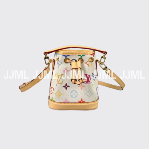 루이비통 26 나노 노에 화이트 캔버스백