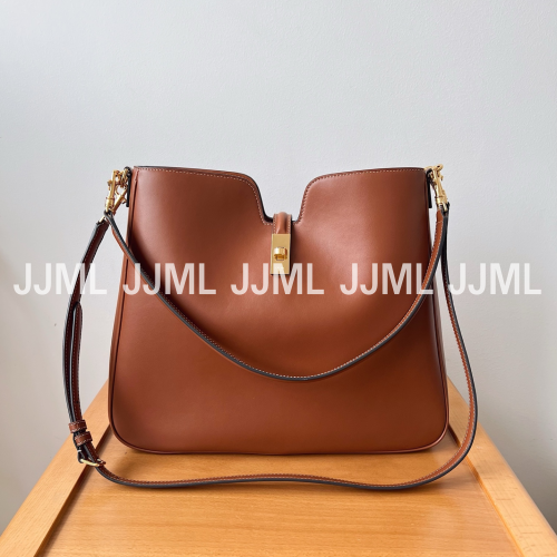 셀린느 소프트 16 까미유백 탄