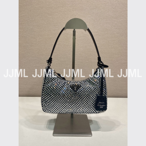 프라다 리에디션 2005 크리스털 장식 새틴 미니백 1N204M