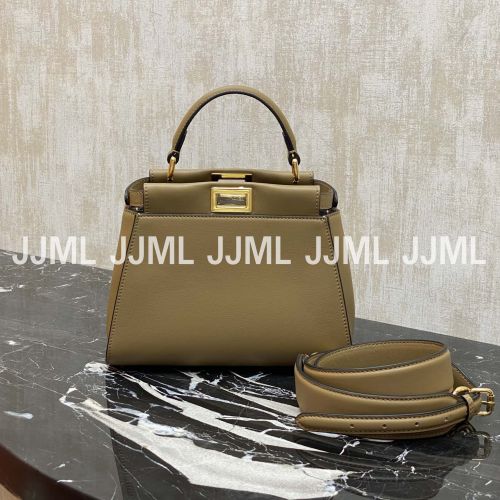 펜디 피카부 미니 토트 숄더백 베이지