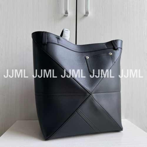 로에베 스무스 카프스킨 페블 파우치 백 오크