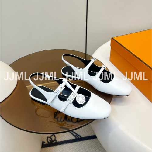 에르메스 재키 펌프스 화이트