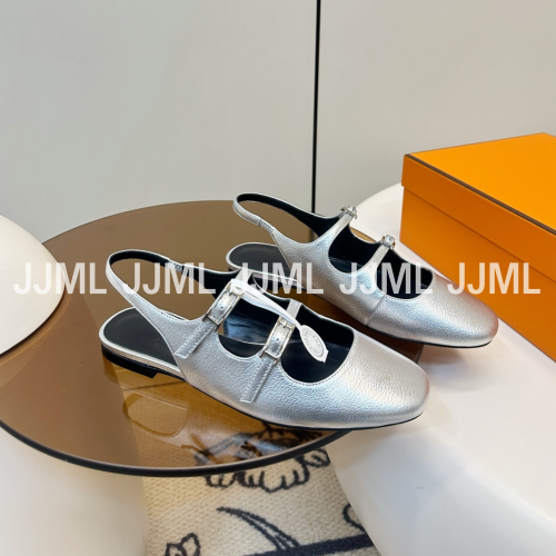 에르메스 재키 펌프스 실버