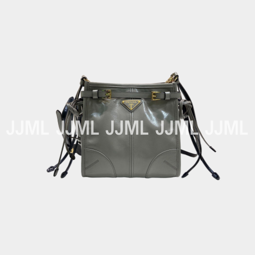 프라다 보니 가죽 숄더백 그레이 1BA229