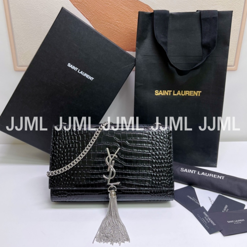 입생로랑 케이트 테슬 크로커다일 엠보싱 숄더백 블랙 실버