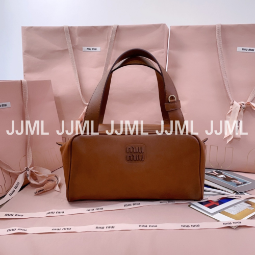 미우미우 가죽 탑 핸들백 브라운 5BB182